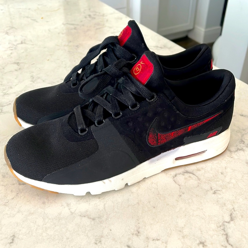 Nike N7 Women’s 11 Shoes